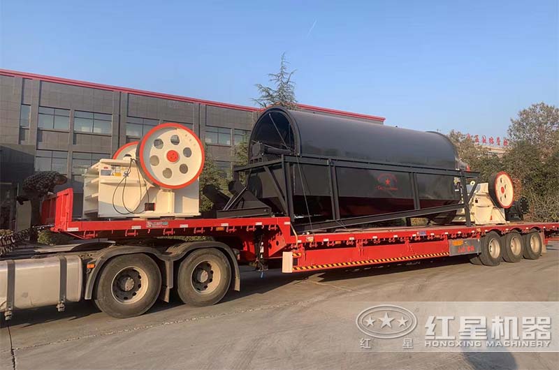 紅星機器小型河石破碎機發(fā)貨 紅星機器小型河石破碎機發(fā)貨