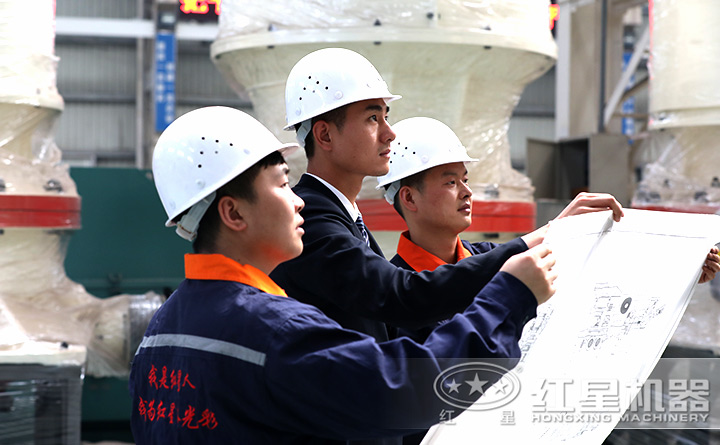 精湛技術人員現場指導設備的生產、制造